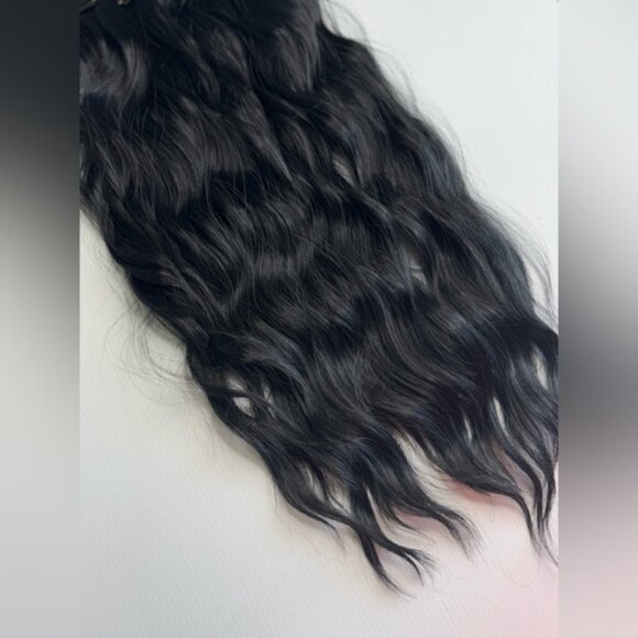 24 In  black Clip in Hair Extensions Set - Picture 8 of 11